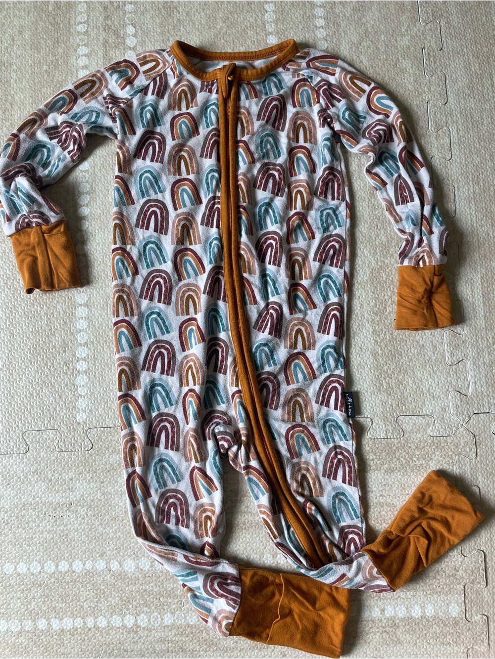 Millie and Roo Toddler Rainbow-Print Footed Pajama Set with Rust Trim